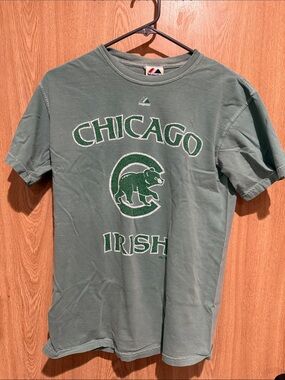 Majestic Chicago Cubs Irish Green Short-Sleeve Graphic Tee
